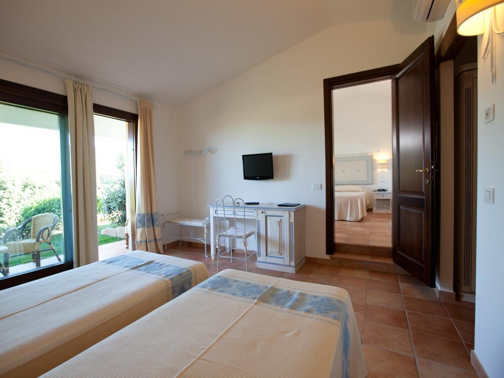 Hotel Costa Caddu San Teodoro  Quarto foto